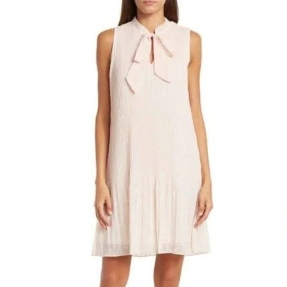 Nanette Lepore Sz 8 Dress Blush Pink Chiffon Pleats  Elegant
